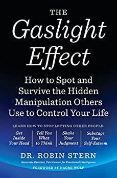 Book cover of "The Gaslight Effect"